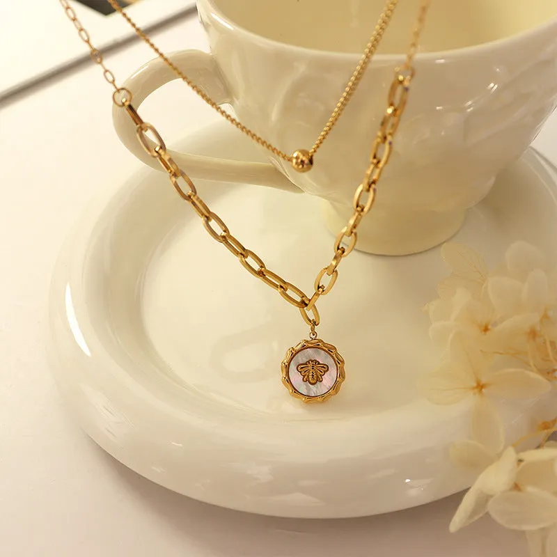 Animal Bee Seashell Pendant Necklace Earring Set