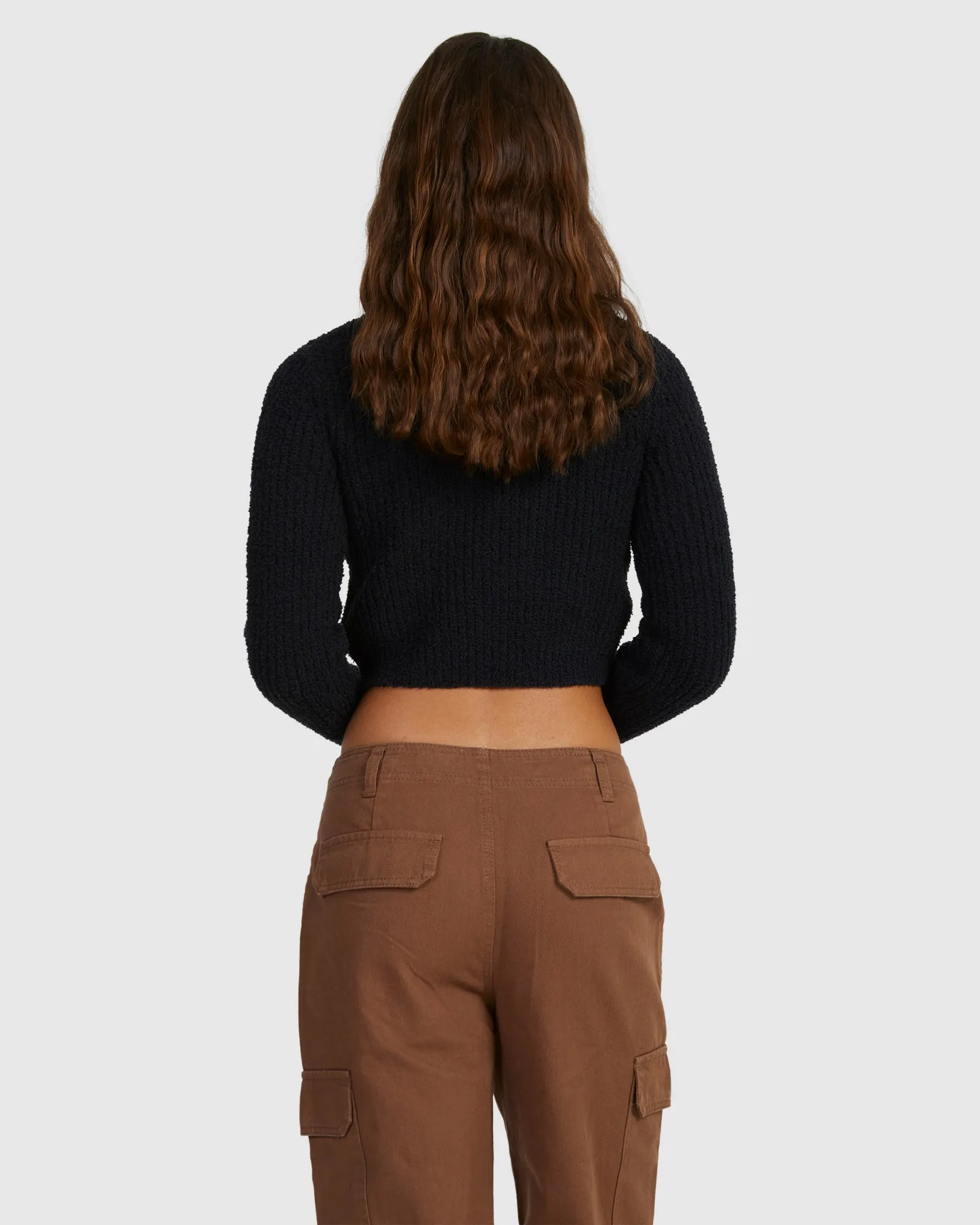 LUSH CROP SWEATER