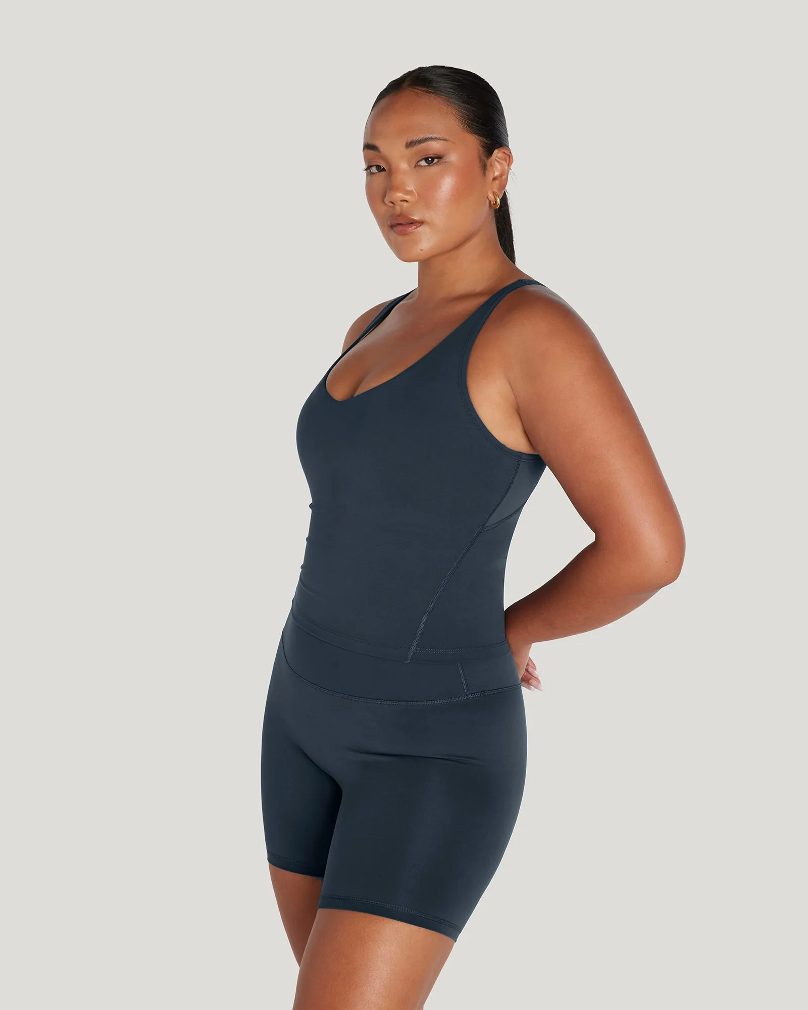 LUXE BROOKE LONGLINE TOP - ALLOY