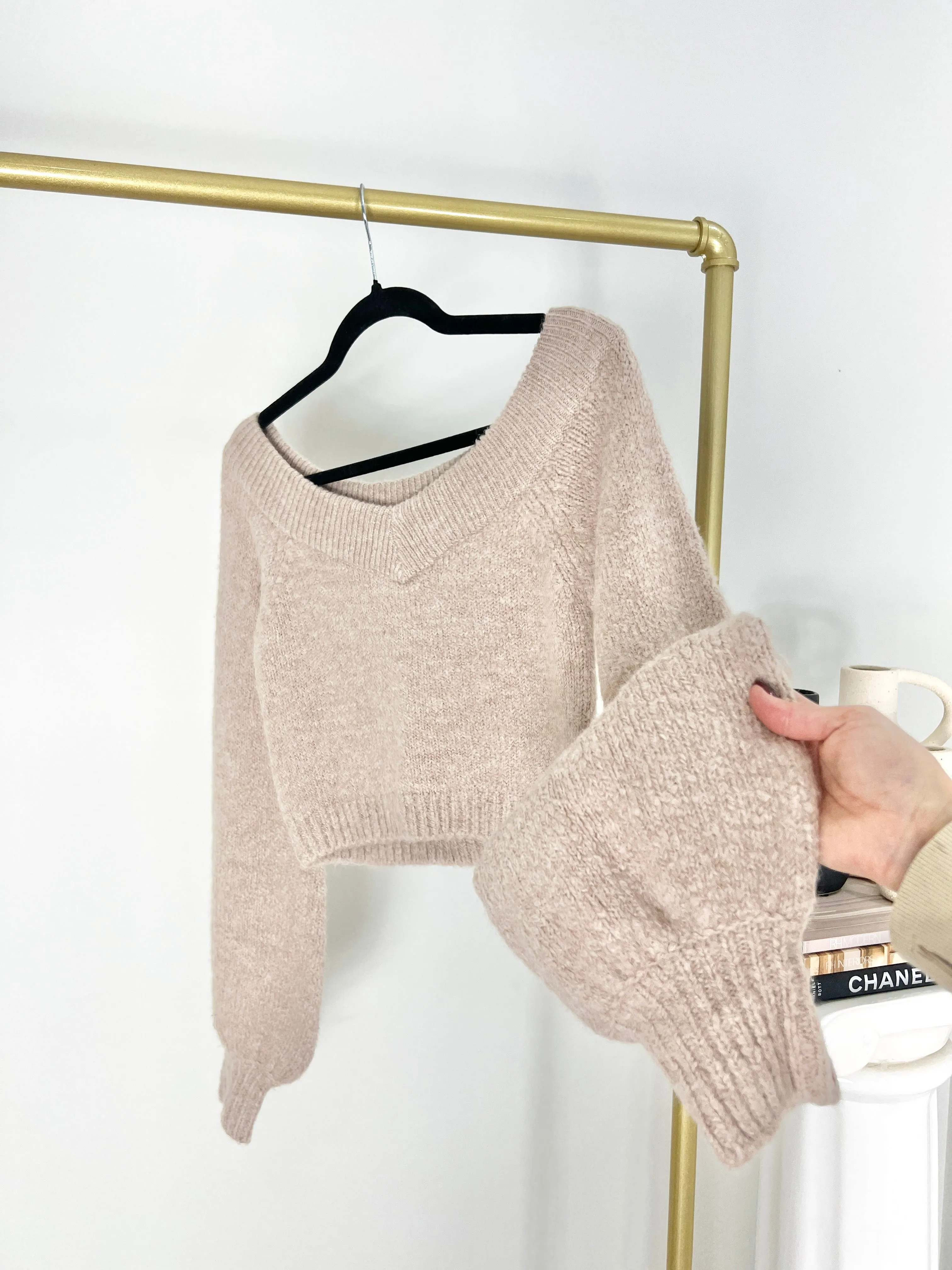 NEUTRAL KNIT OAK   FORT BALLOON SLEEVE SWEATER