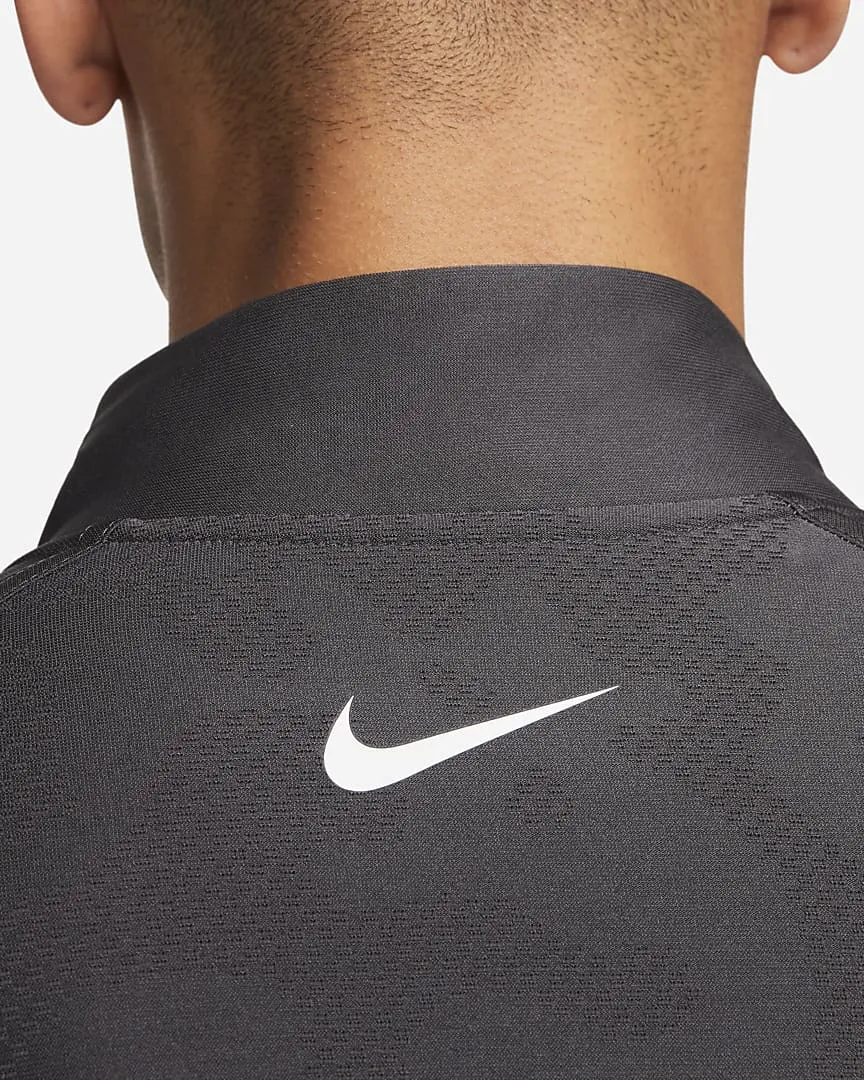 Nike Dri-Fit ADV Tour