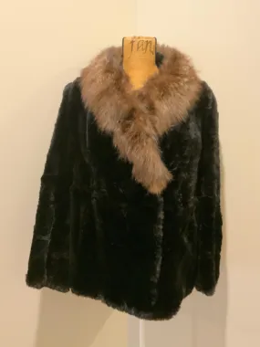 Parais Fourrours Quebec, Fur Coat. Made in Canada
