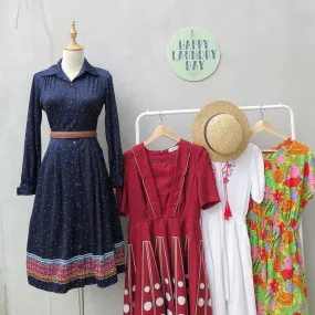 Supernova | Vintage 1960s 1970s multicolour polka  dots cosmic art long sleeve dress