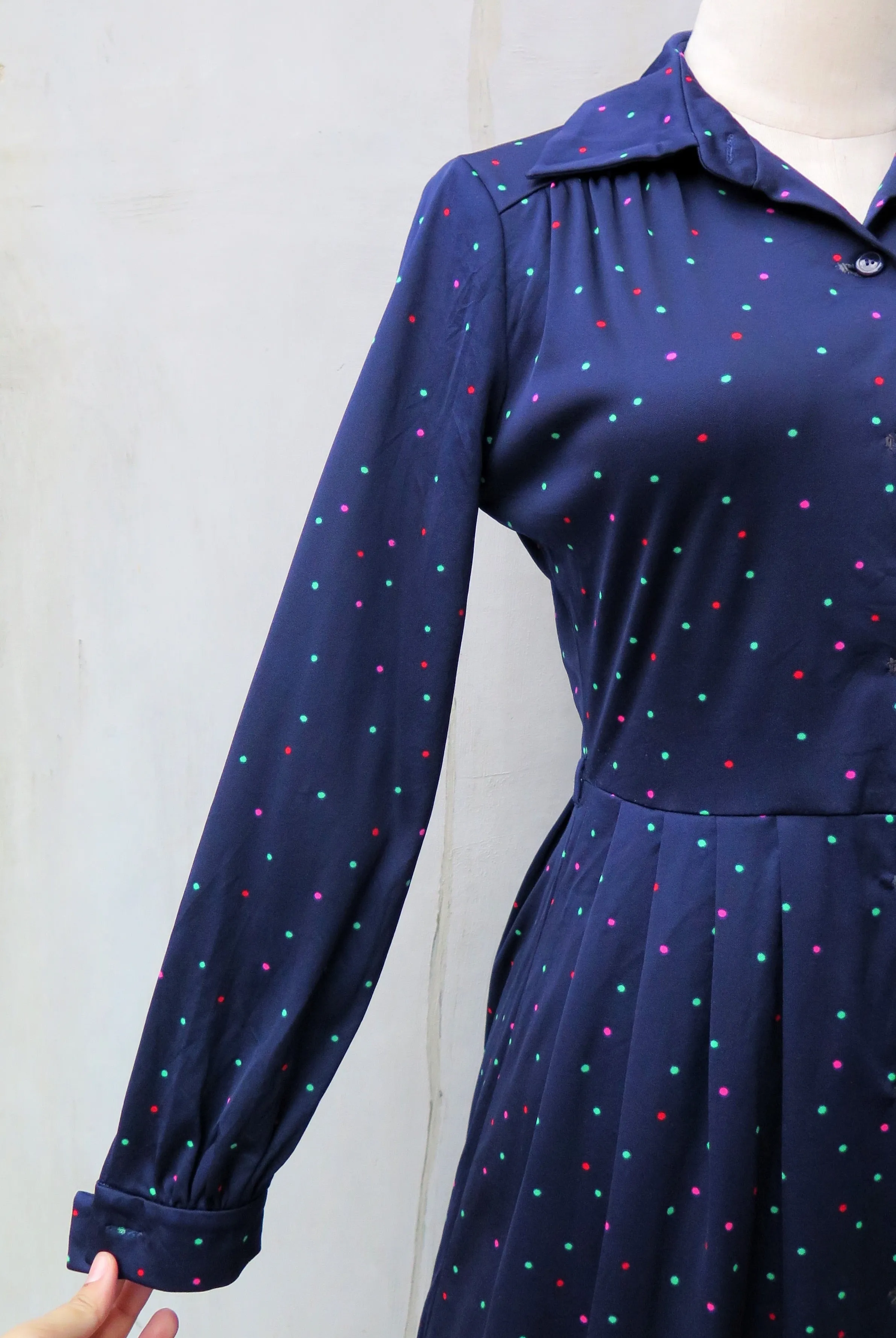 Supernova | Vintage 1960s 1970s multicolour polka  dots cosmic art long sleeve dress