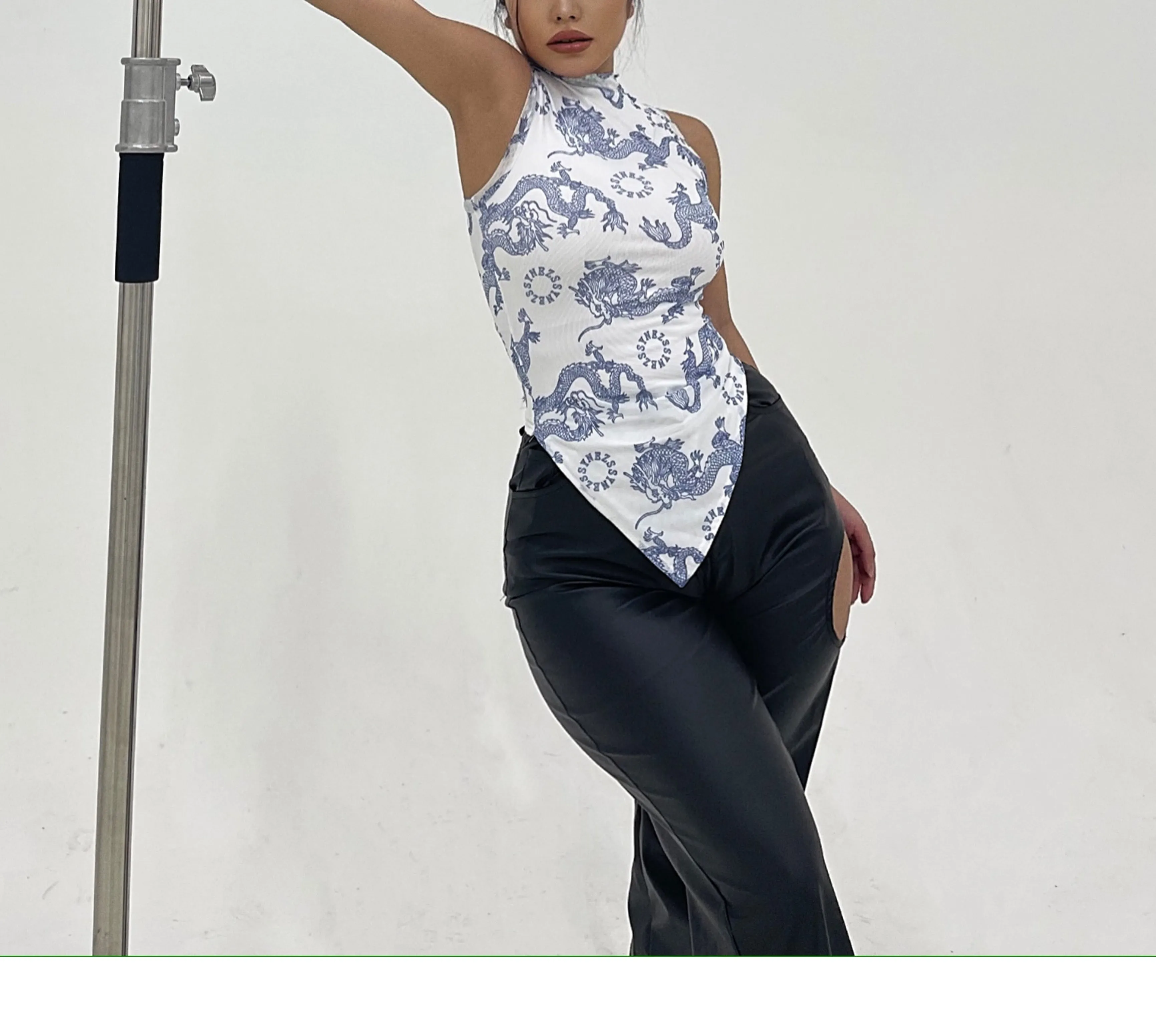 SYNEZ Blue Dragon Turtleneck Sleeveless Top