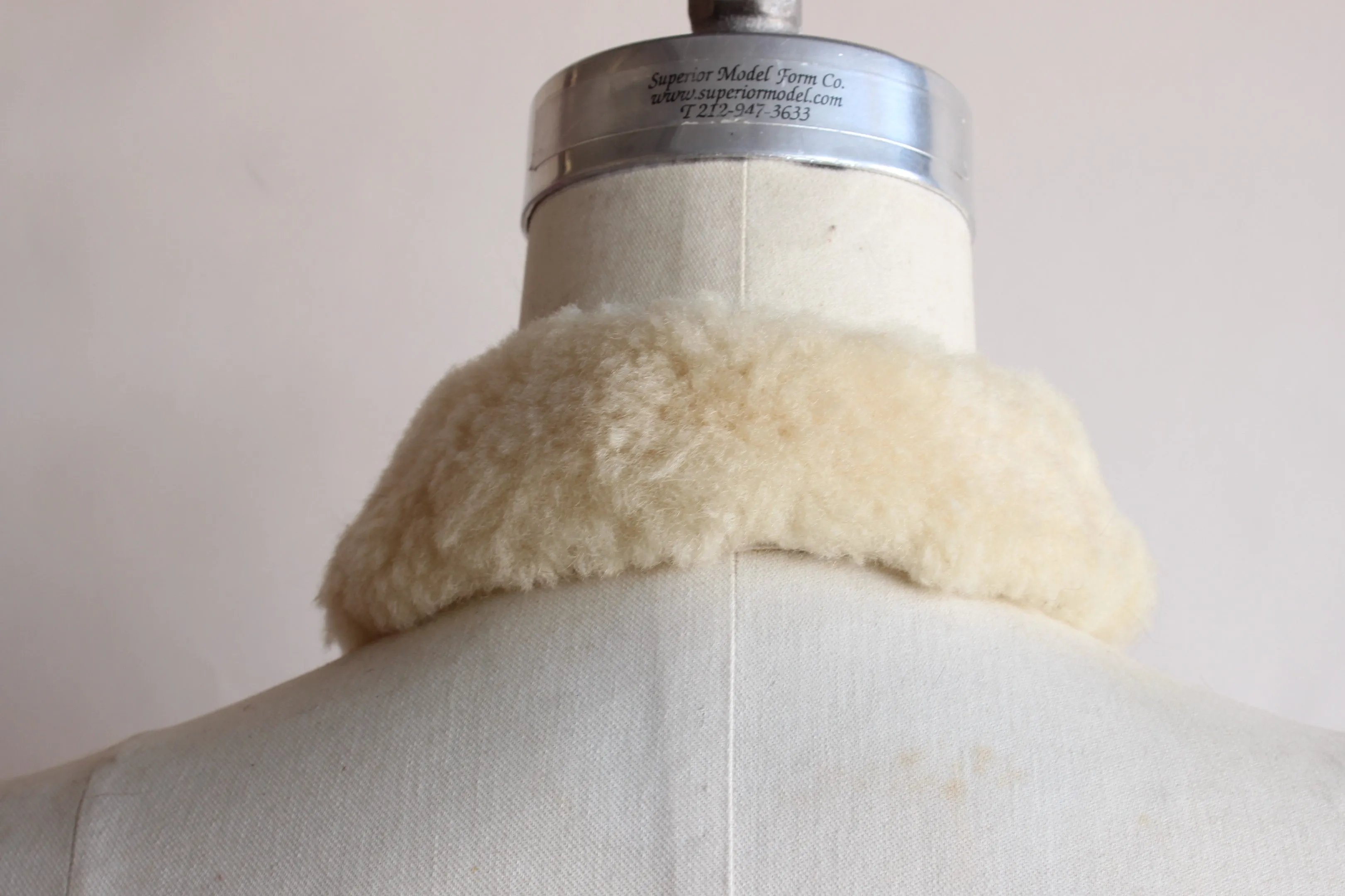 Vintage 1950s Cream Faux Fur Collar With Bobbles